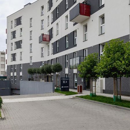 Vetulaniego Apartment With Air Conditioning & Parking By Renters Prestige Krasków Exterior foto