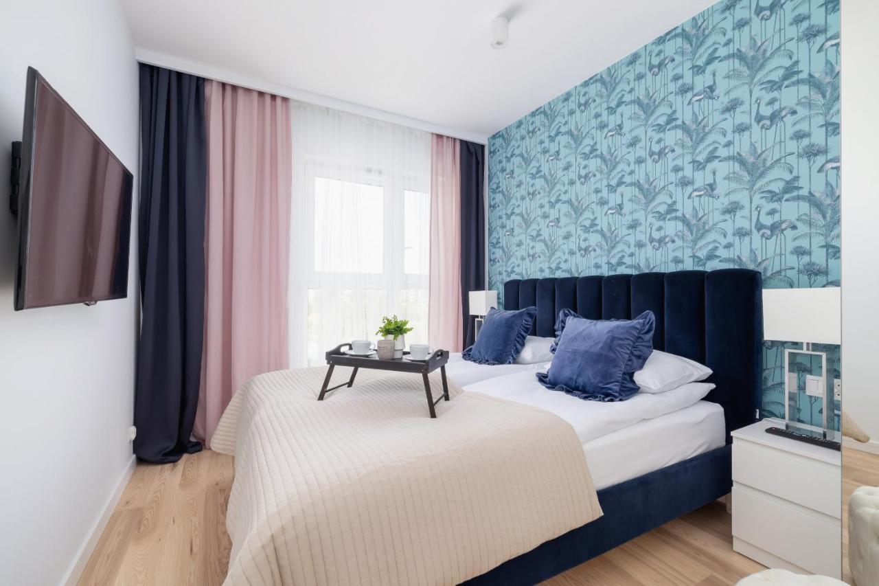 Vetulaniego Apartment With Air Conditioning & Parking By Renters Prestige Krasków Exterior foto