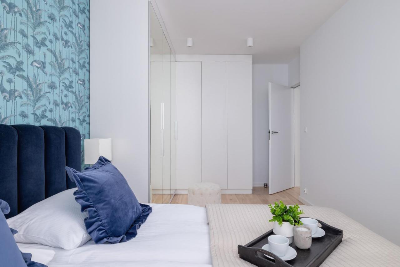 Vetulaniego Apartment With Air Conditioning & Parking By Renters Prestige Krasków Exterior foto